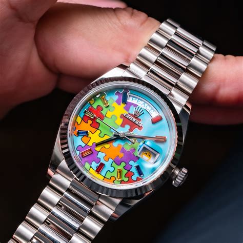 emoji puzzle watch.